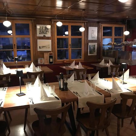 罗特豪斯比萨餐厅酒店 Münsterlingen 外观 照片